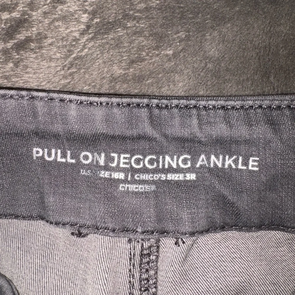 Chico's Gray Skinny Jeans with Sparkle Accents - Picture 3 of 4